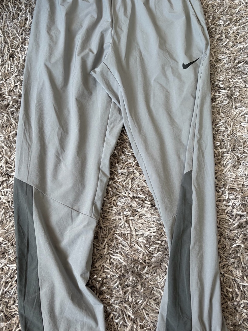 Nike dynamic fit flex vent Athletic Joggers XL